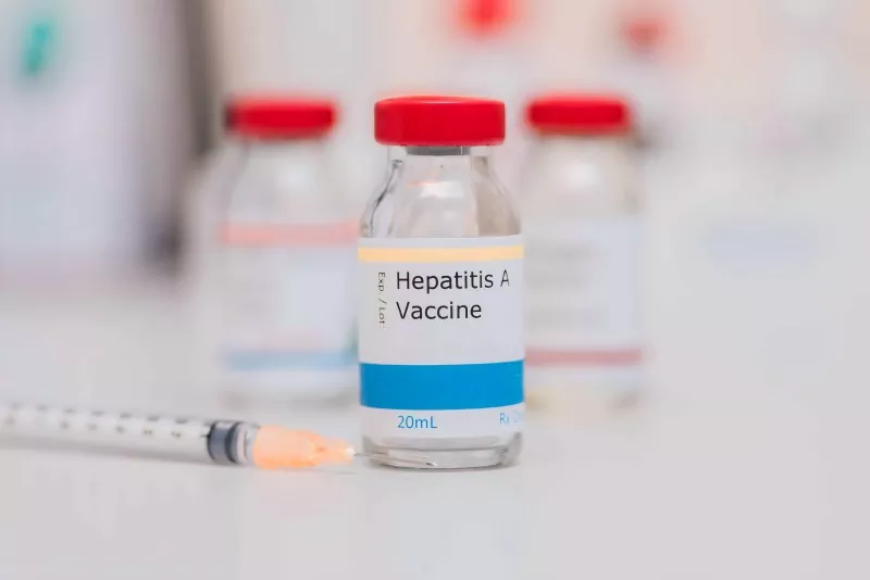 How to Choose Between Live Attenuated and Inactivated Hepatitis A Vaccines? How to Choose Between Live Attenuated and Inactivated Hepatitis A Vaccines?